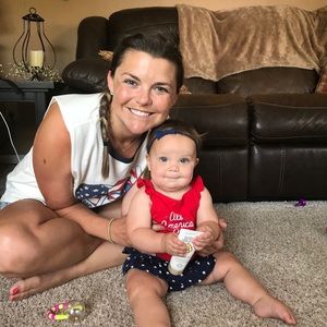 Meet your Posher, Lori